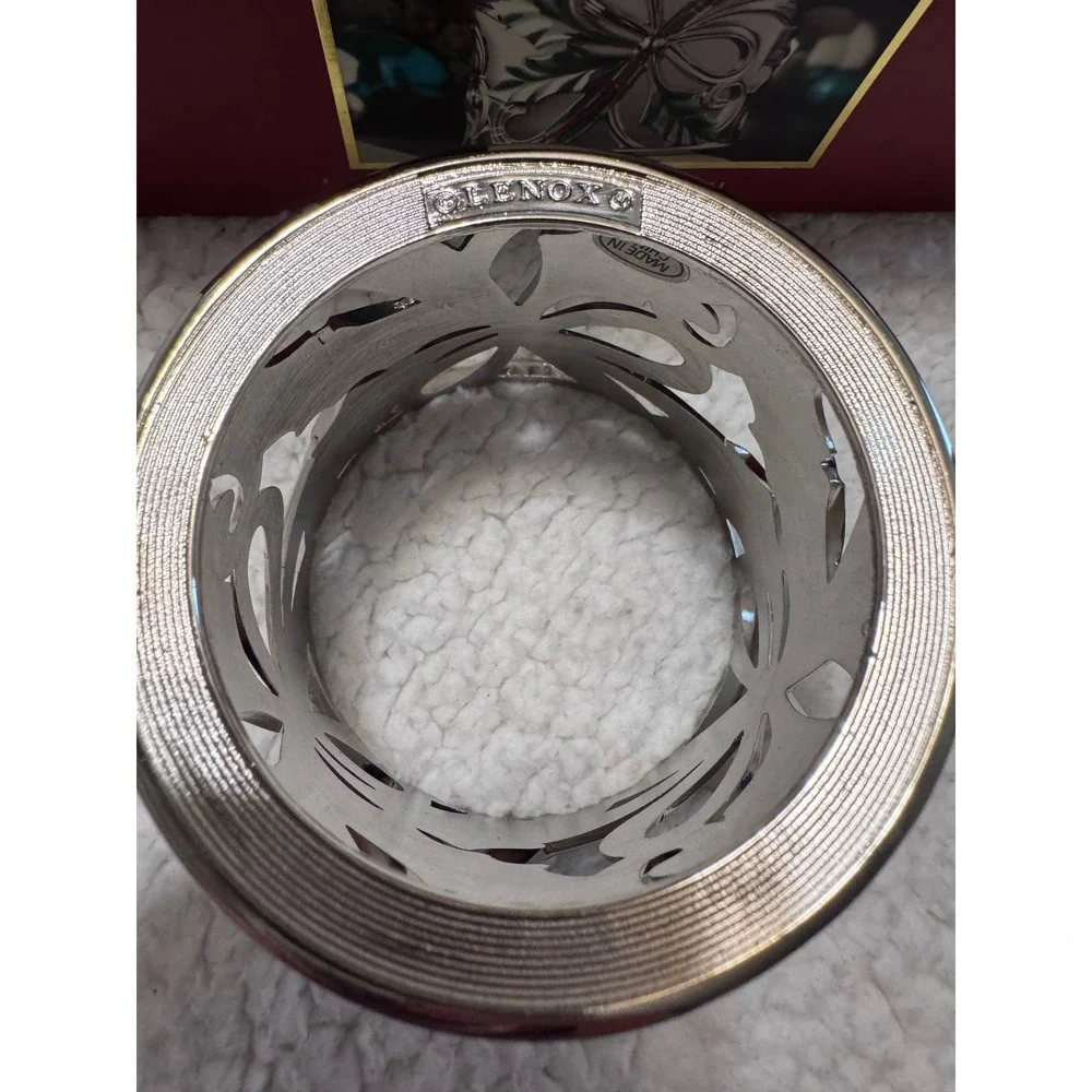 Lenox Holiday Nouveau Votive Silver Plated Pierced Holly Bow Candle Holder NWOT